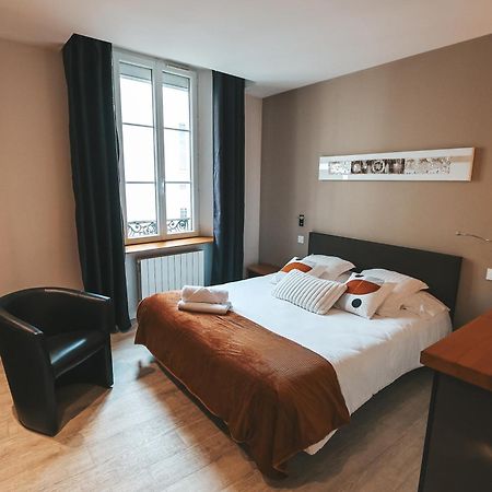 Suit'Home Commerce Анже Экстерьер фото